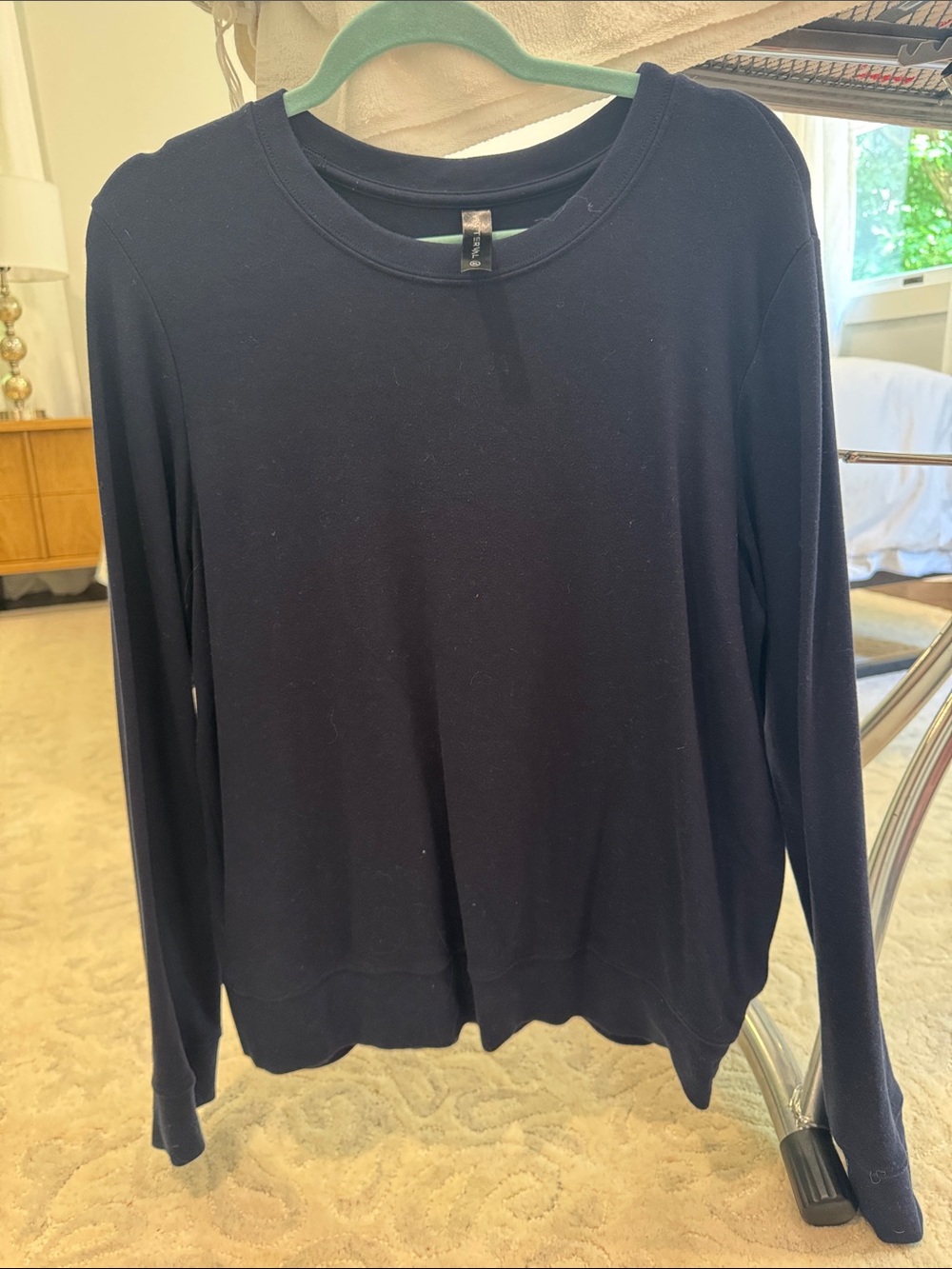 Classic Navy Crewneck Sweatshirt for Women - Unbranded